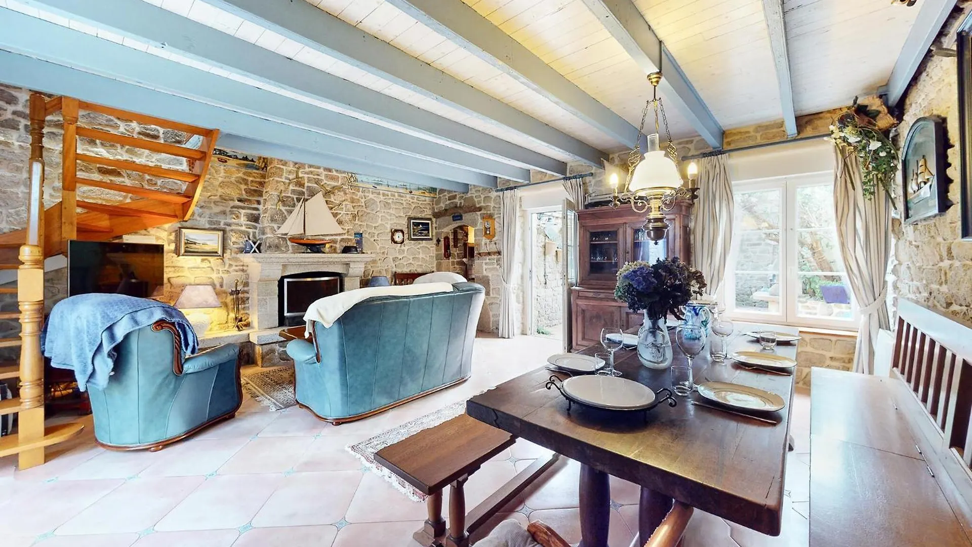 Nice Home In Plouhinec With Kitchen 別荘